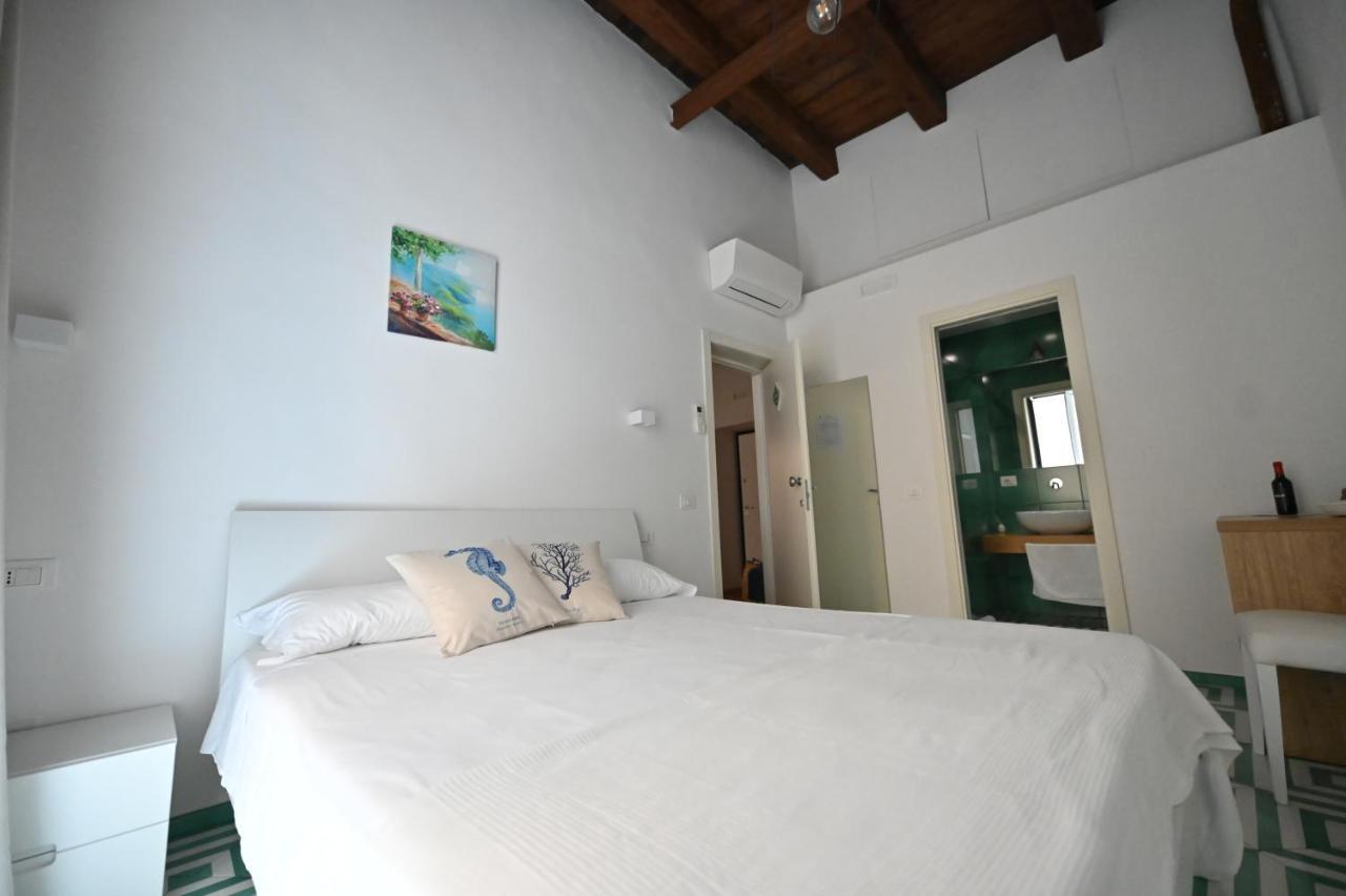 La Memolina B&B 살레르노 외부 사진